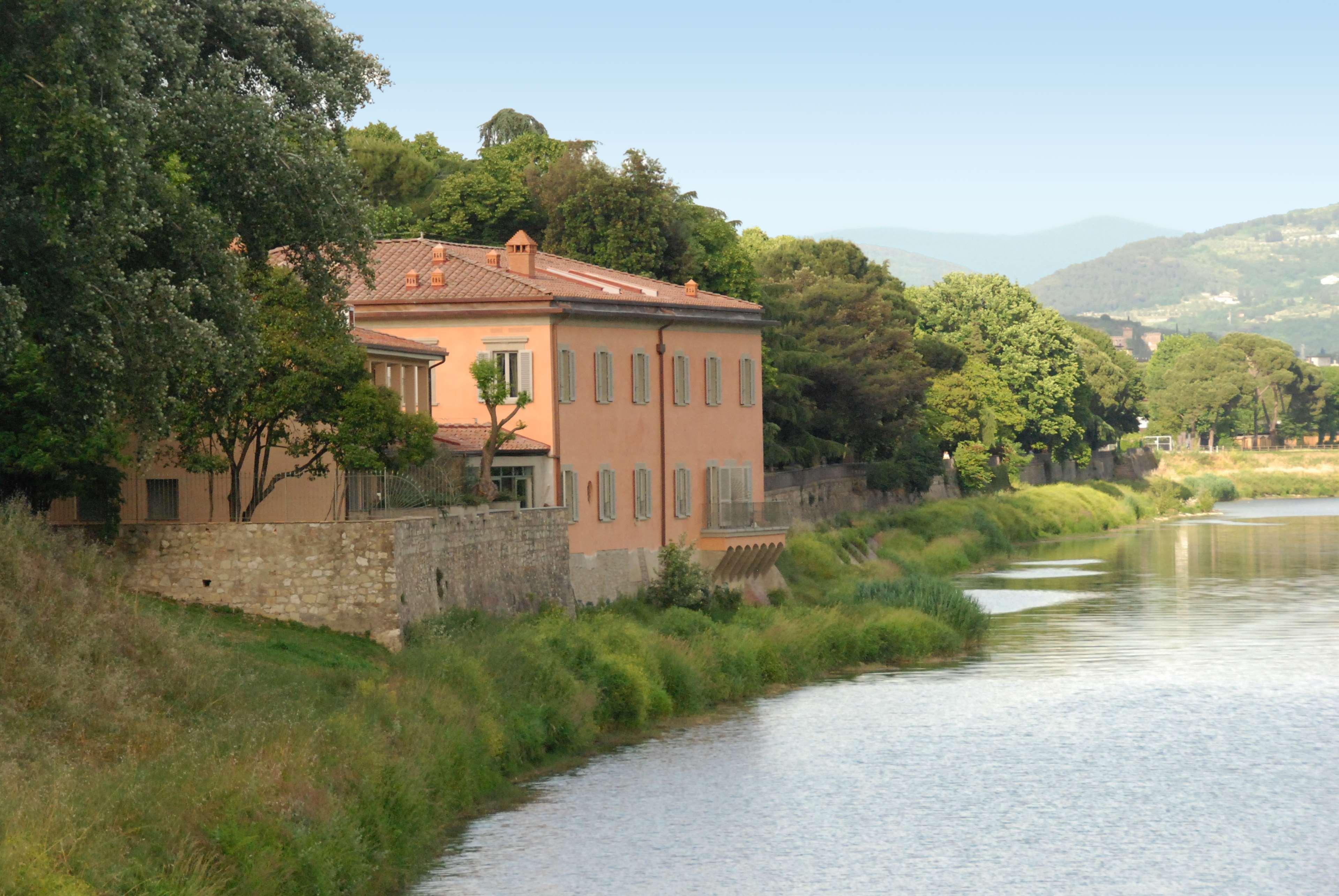 Ville Sull'Arno Firenze Eksteriør bilde The river at the town of Sant'Angelo in Vado